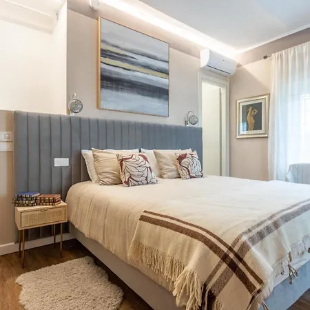 Valter 2 Apartment *